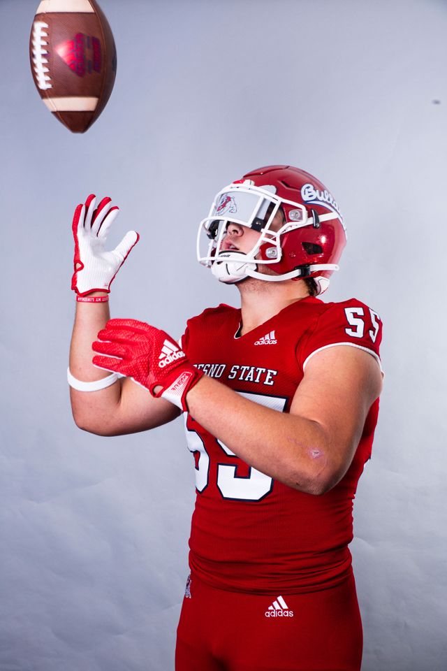 Athlete profile featured image number 2 of 5