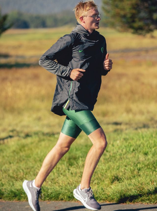 Athlete profile featured image number 1 of 5