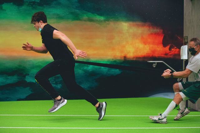 Athlete profile featured image number 2 of 5