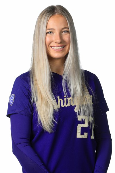 Kelley Lynch athlete profile head shot