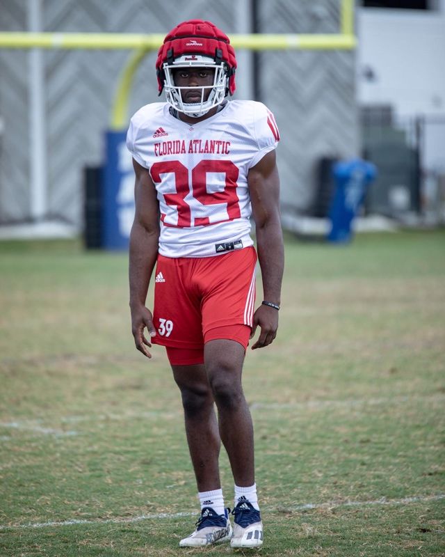 Athlete profile featured image number 2 of 4
