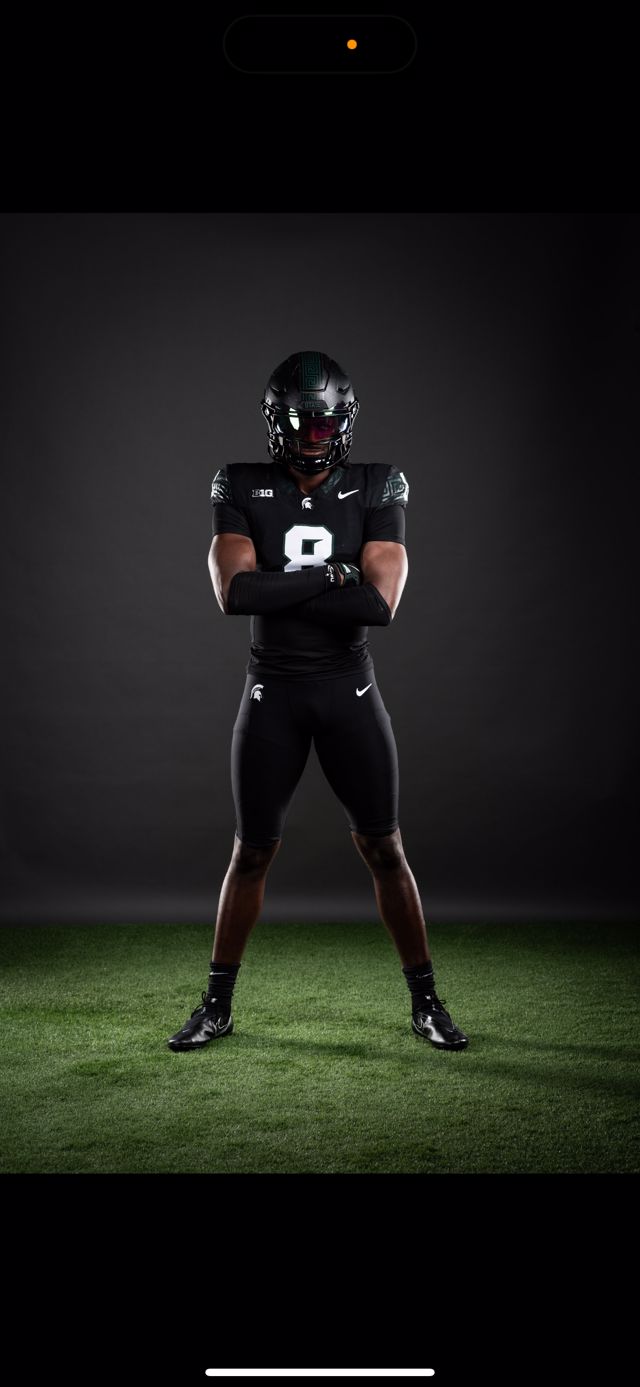 Athlete profile featured image number 4 of 4