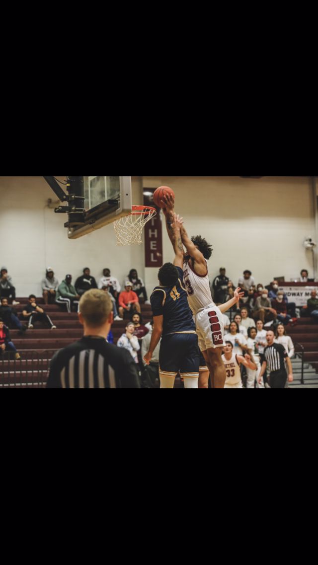 Athlete profile featured image number 2 of 4
