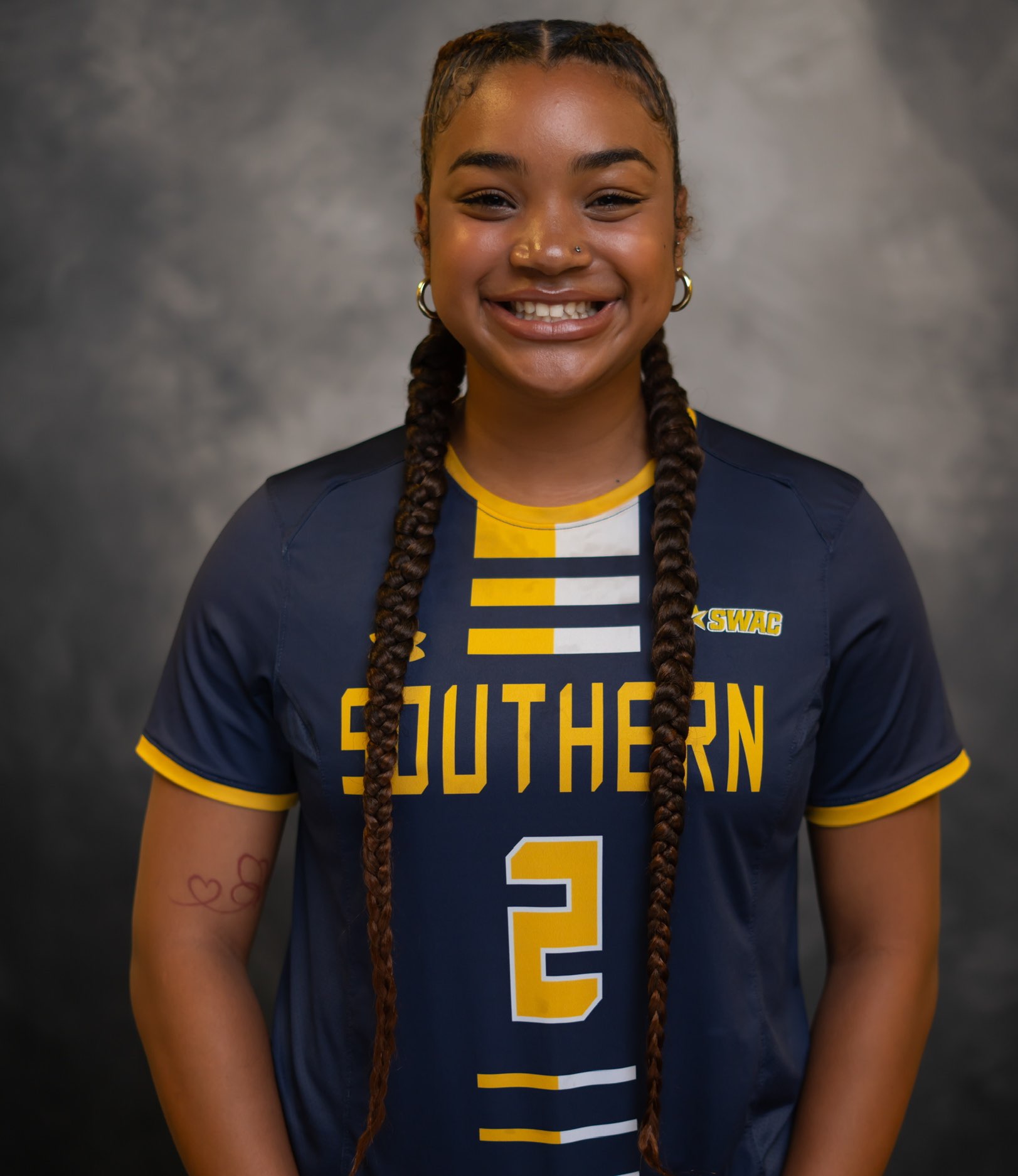 Sydney Babineaux athlete profile head shot