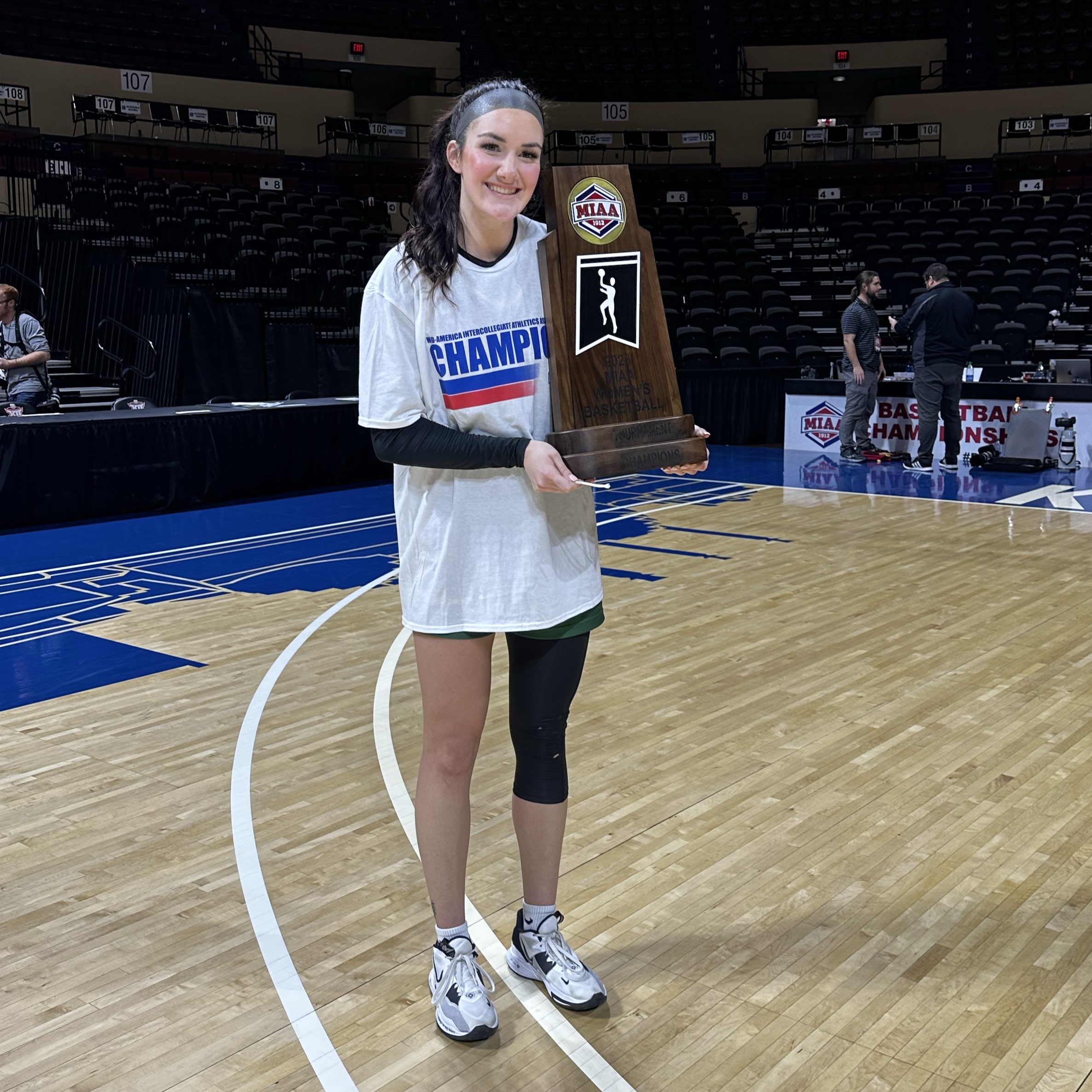 Kaitlin Hunnicutt athlete profile head shot