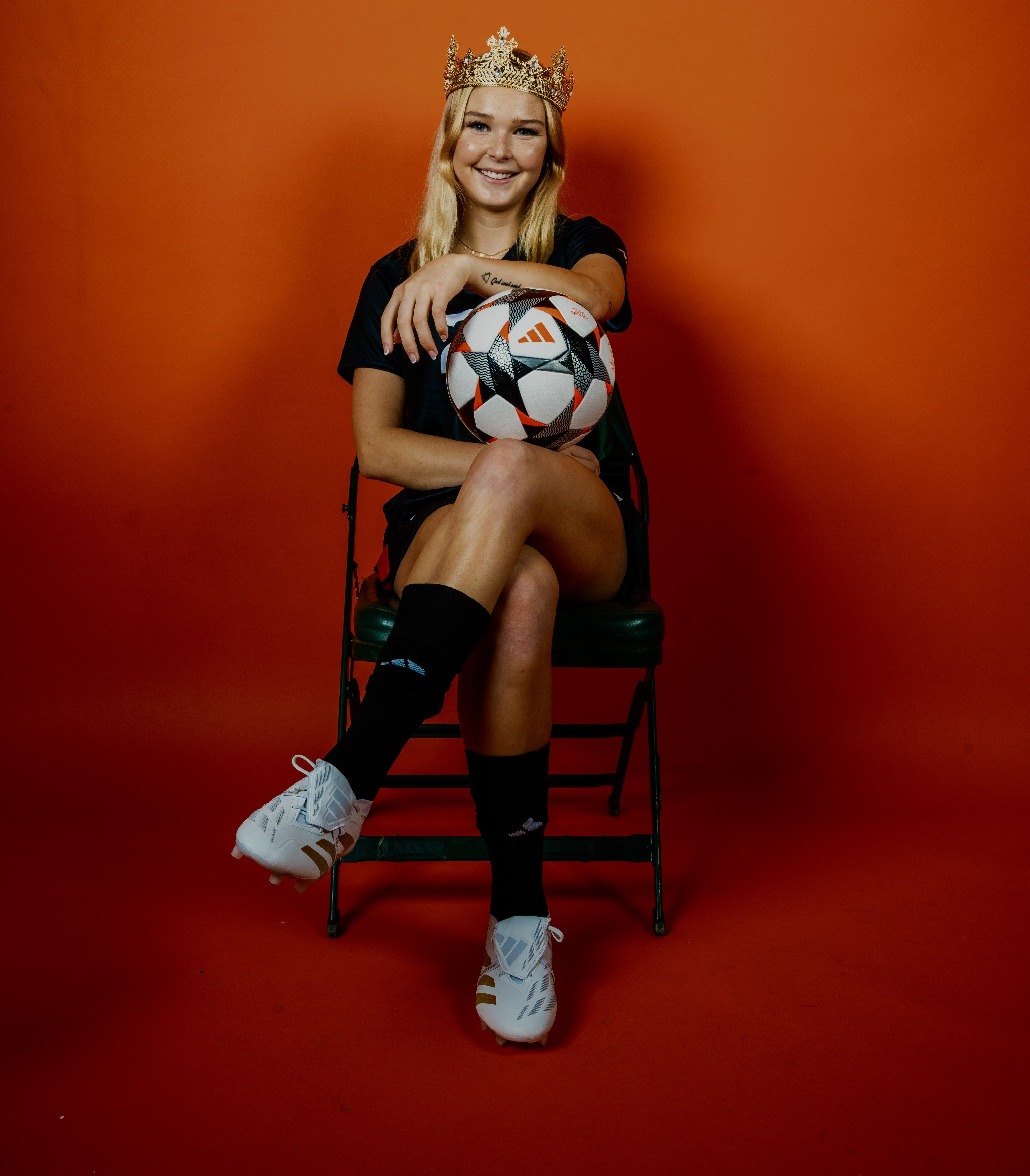 Éabha O’Mahony athlete profile head shot