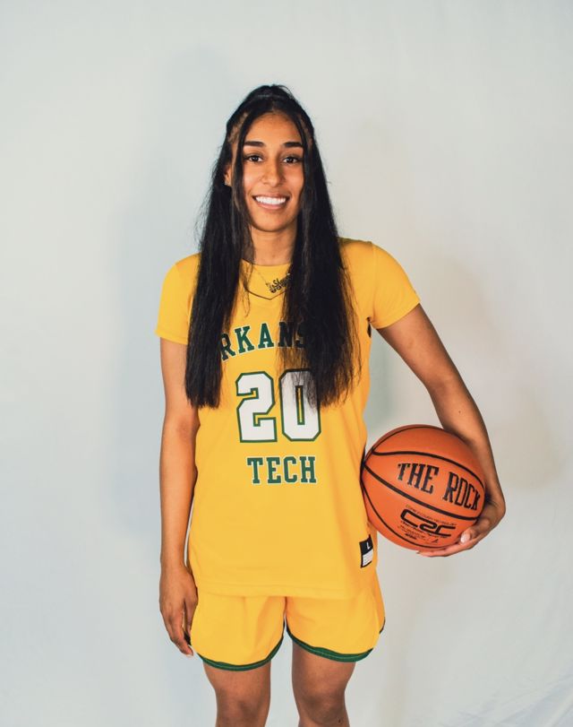 Athlete profile featured image number 3 of 6