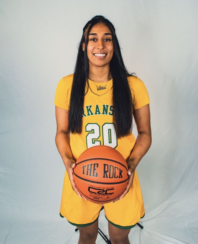 Athlete profile featured image number 2 of 6