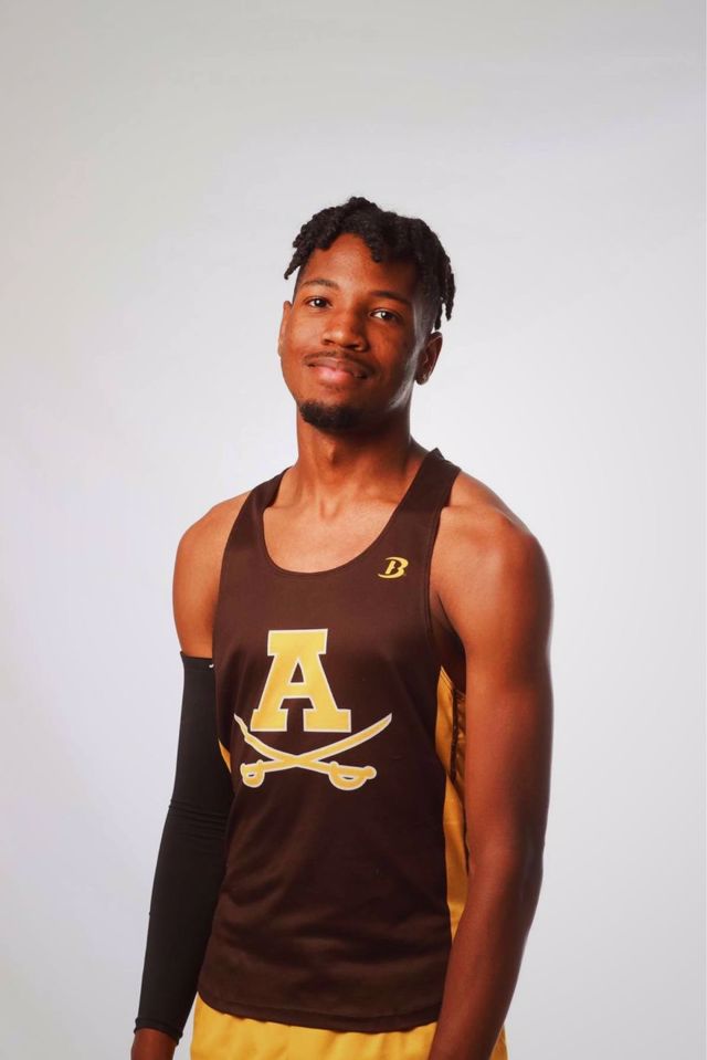 Athlete profile featured image number 3 of 4