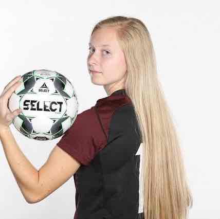 Lauryn Martin athlete profile head shot