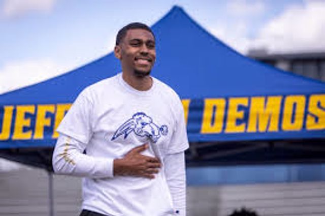 Athlete profile featured image number 3 of 4
