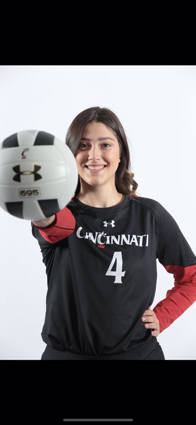 Athlete profile featured image number 3 of 4