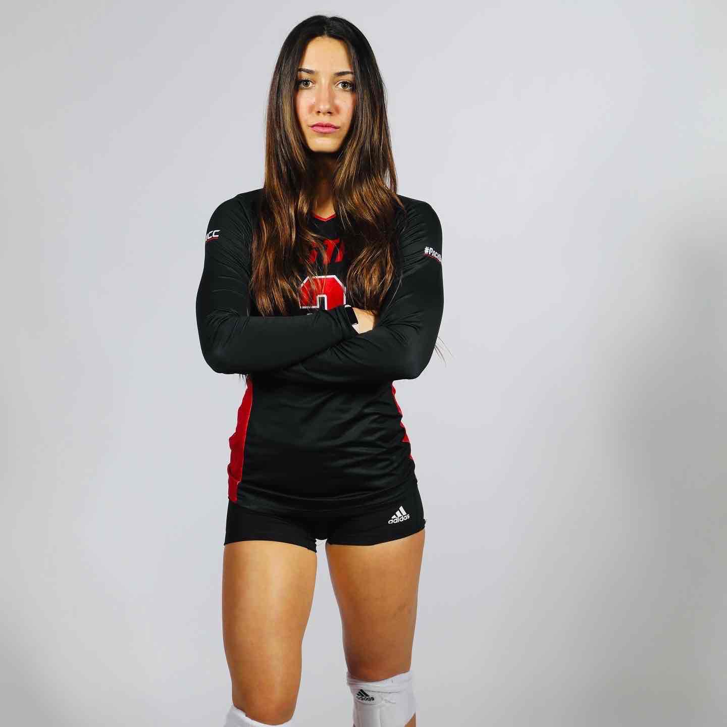 Saskia Hernandez athlete profile head shot