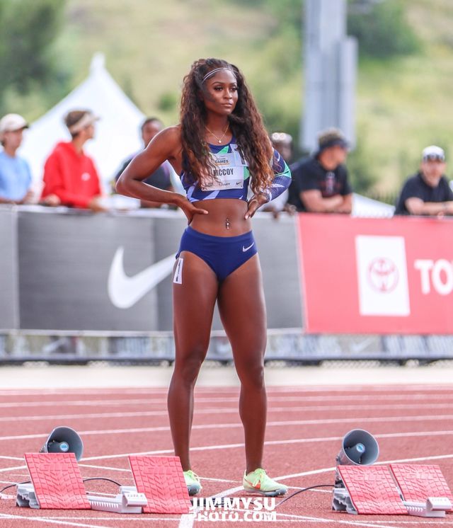 Athlete profile featured image number 2 of 4
