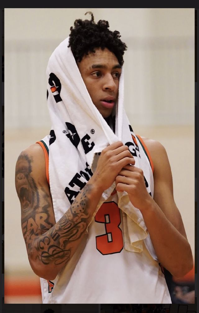 Athlete profile featured image number 2 of 4