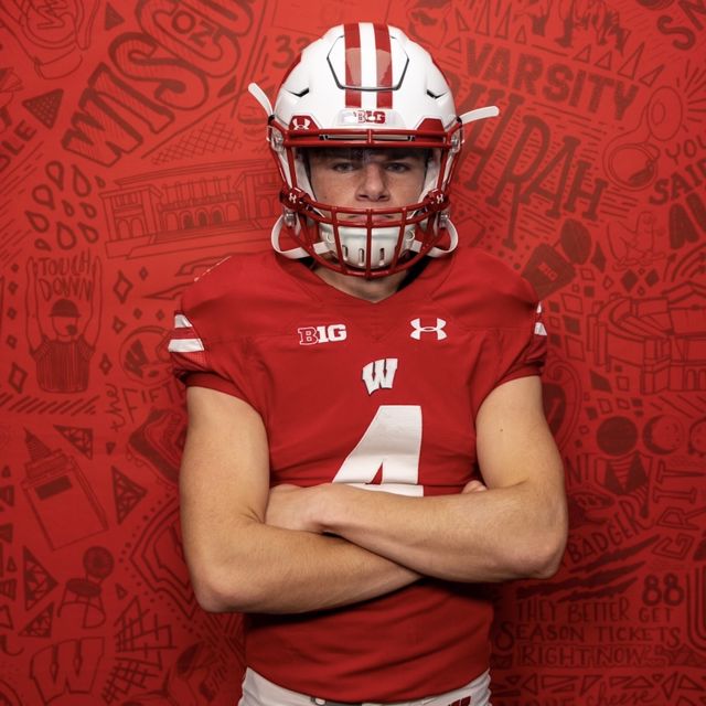 Athlete profile featured image number 1 of 4