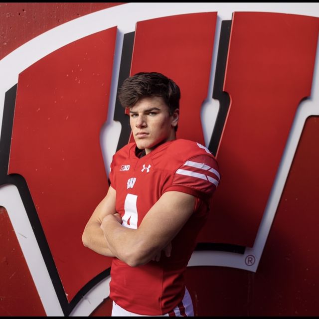 Athlete profile featured image number 2 of 4