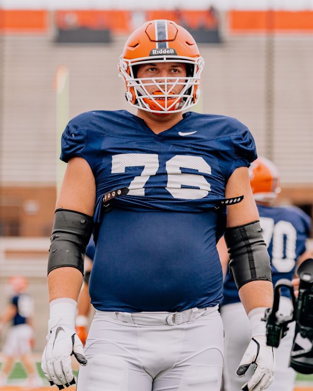 Athlete profile featured image number 1 of 4
