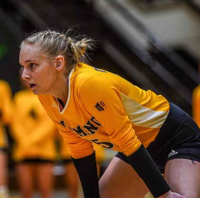 Zoee Smith athlete profile head shot