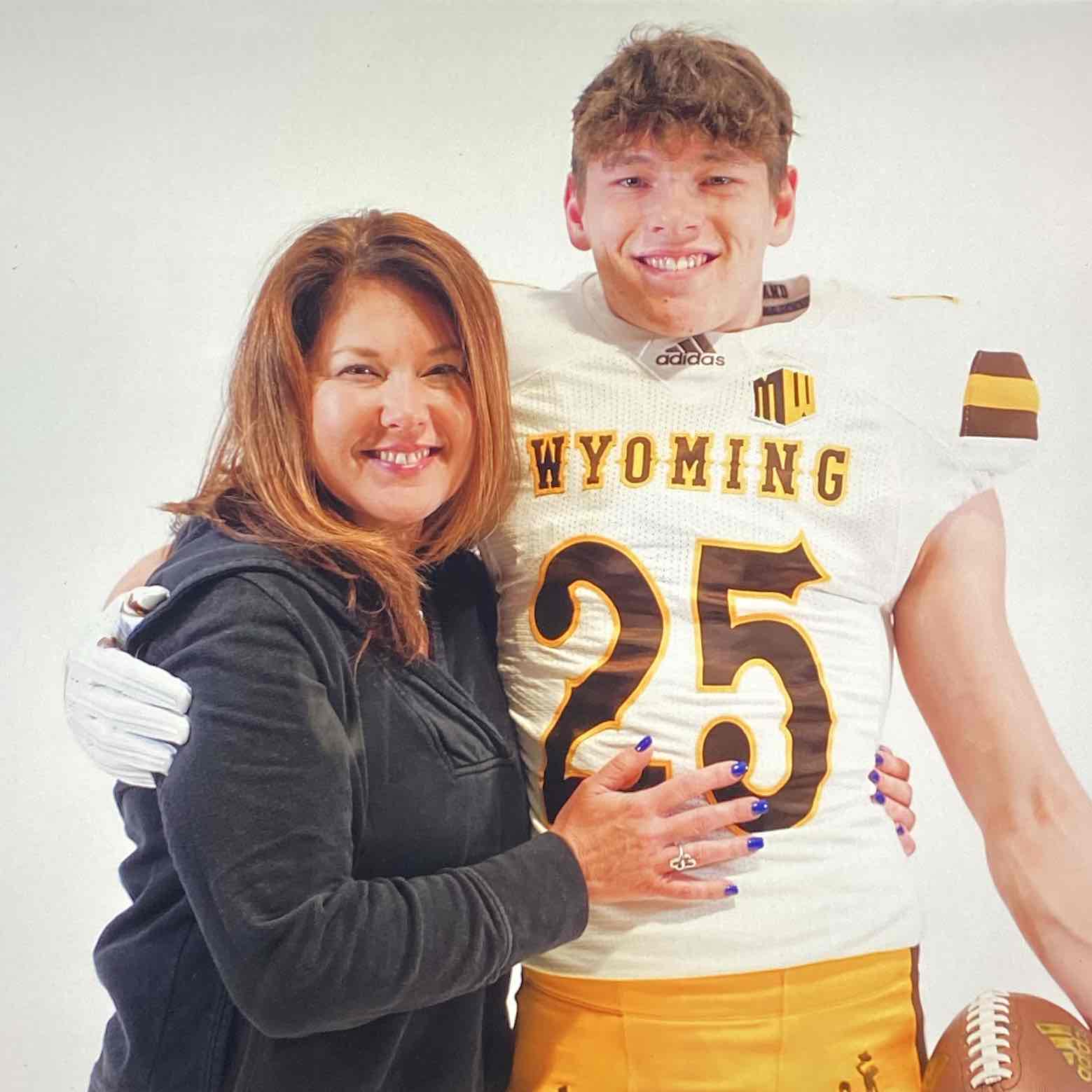 Carson York, Long snapper, Wyoming Athletics - NIL Profile - Opendorse