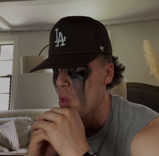 Athlete profile featured image number 1 of 4