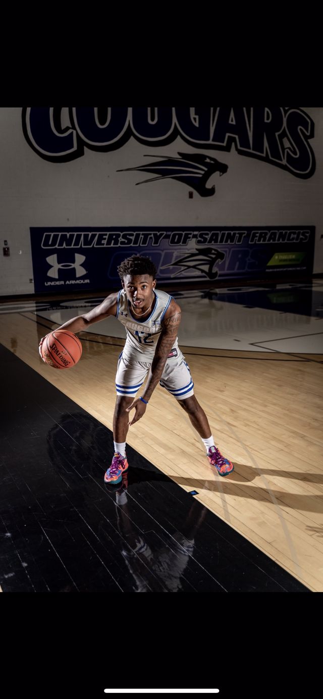 Athlete profile featured image number 1 of 4