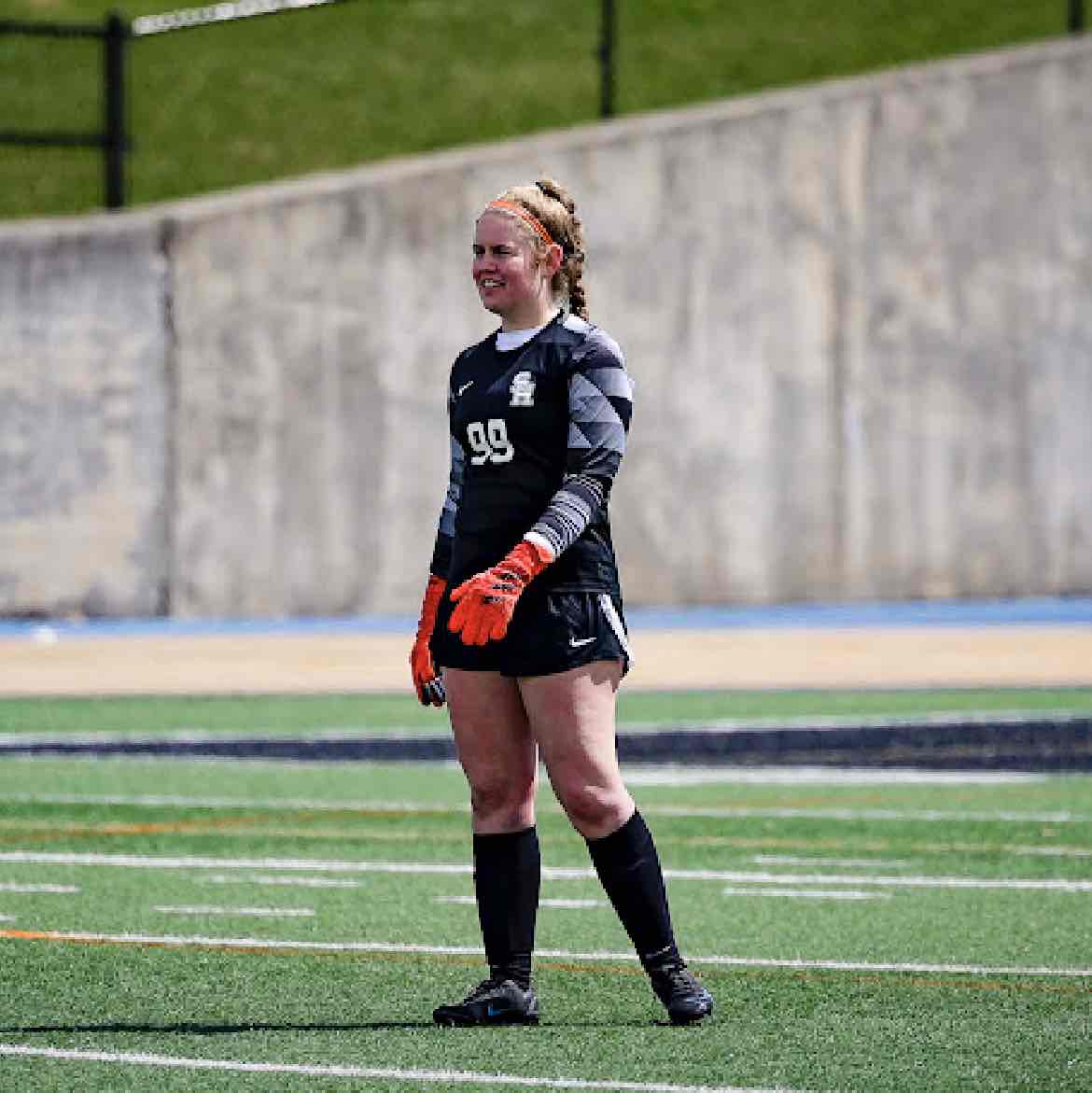 Rachel Lynch athlete profile head shot