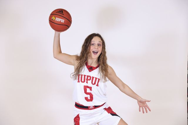 Athlete profile featured image number 3 of 4