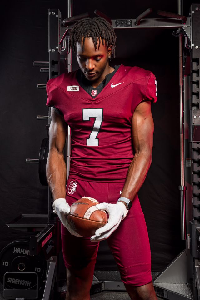 Athlete profile featured image number 1 of 6