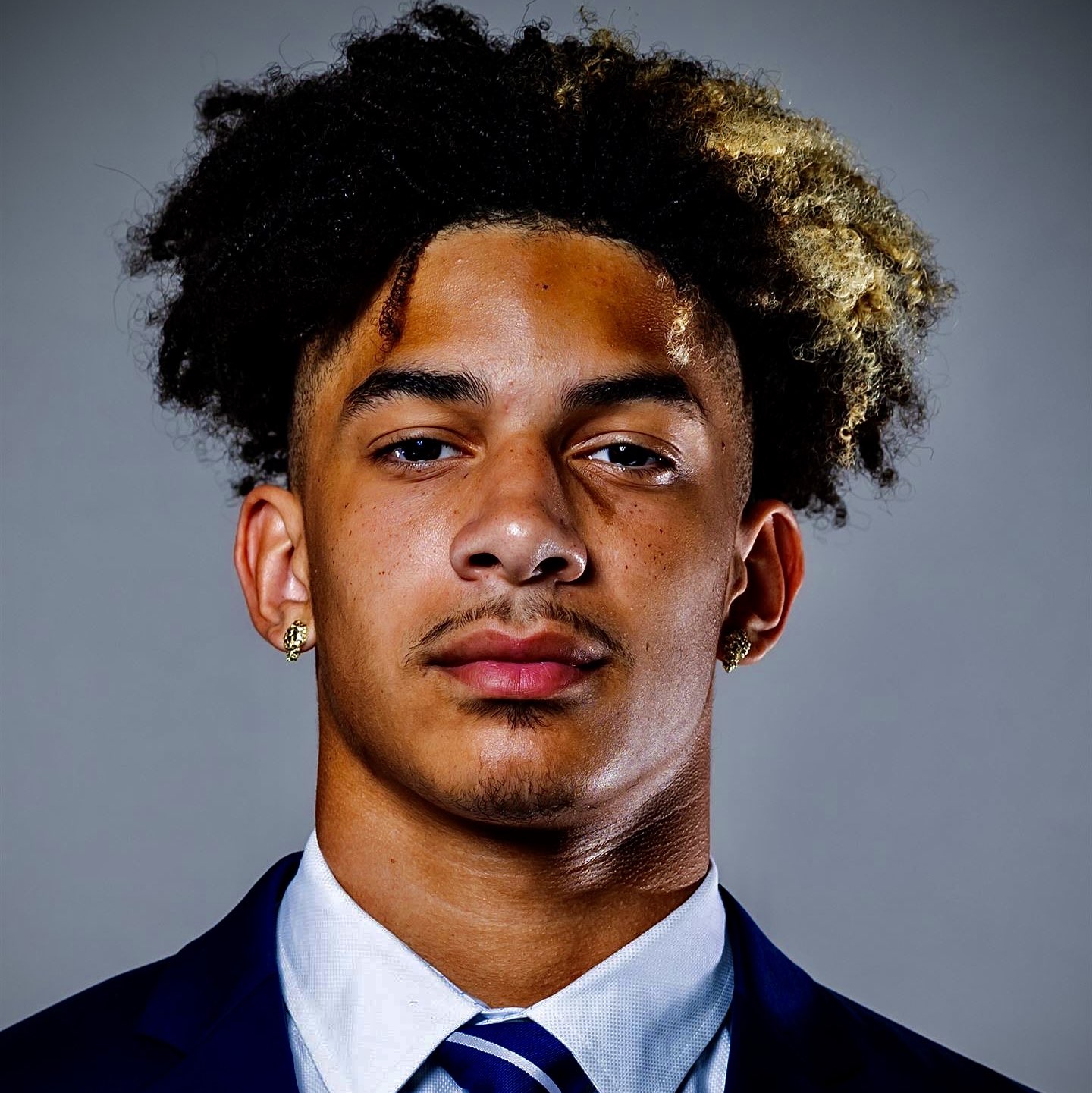 Daveon Hook athlete profile head shot