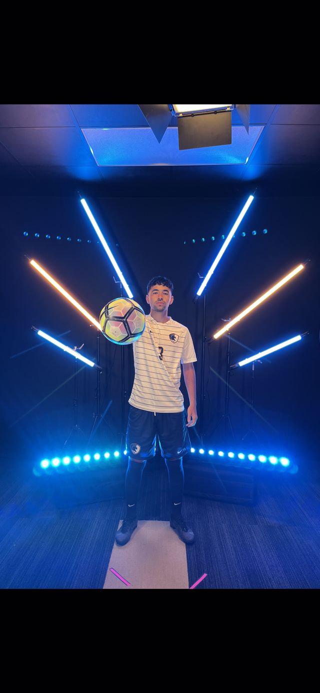 Athlete profile featured image number 2 of 4