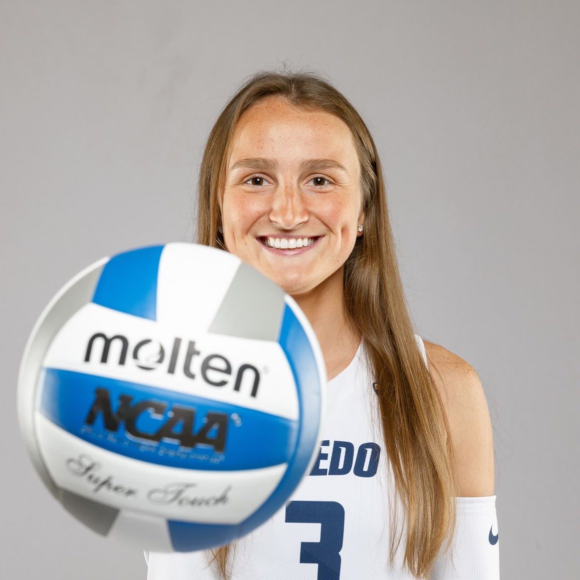 Macy Medors athlete profile head shot