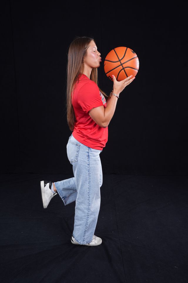 Athlete profile featured image number 3 of 8