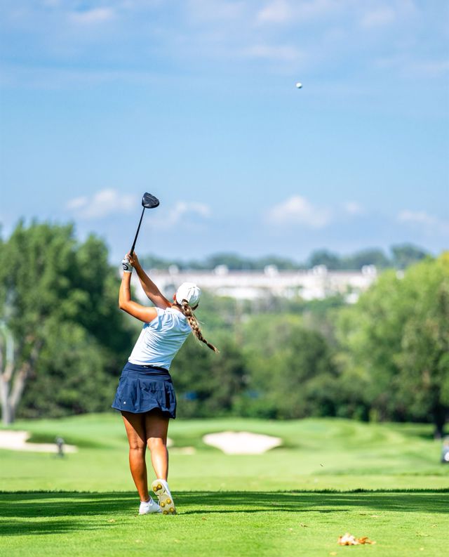 Athlete profile featured image number 2 of 4