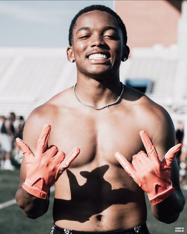 Athlete profile featured image number 2 of 5