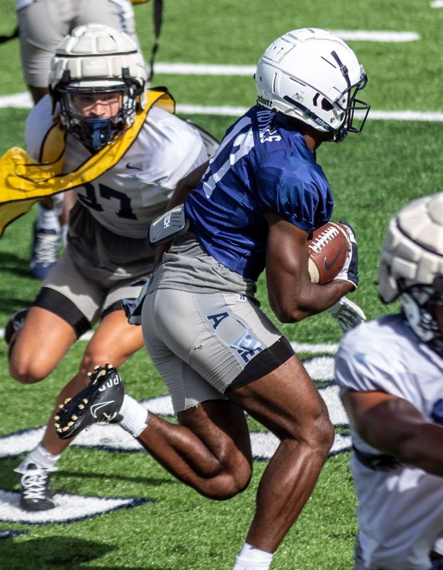 Athlete profile featured image number 3 of 4