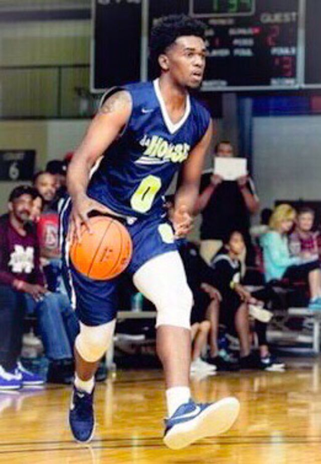 Athlete profile featured image number 1 of 4