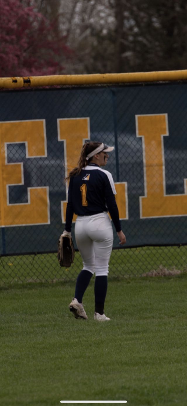 Athlete profile featured image number 3 of 5