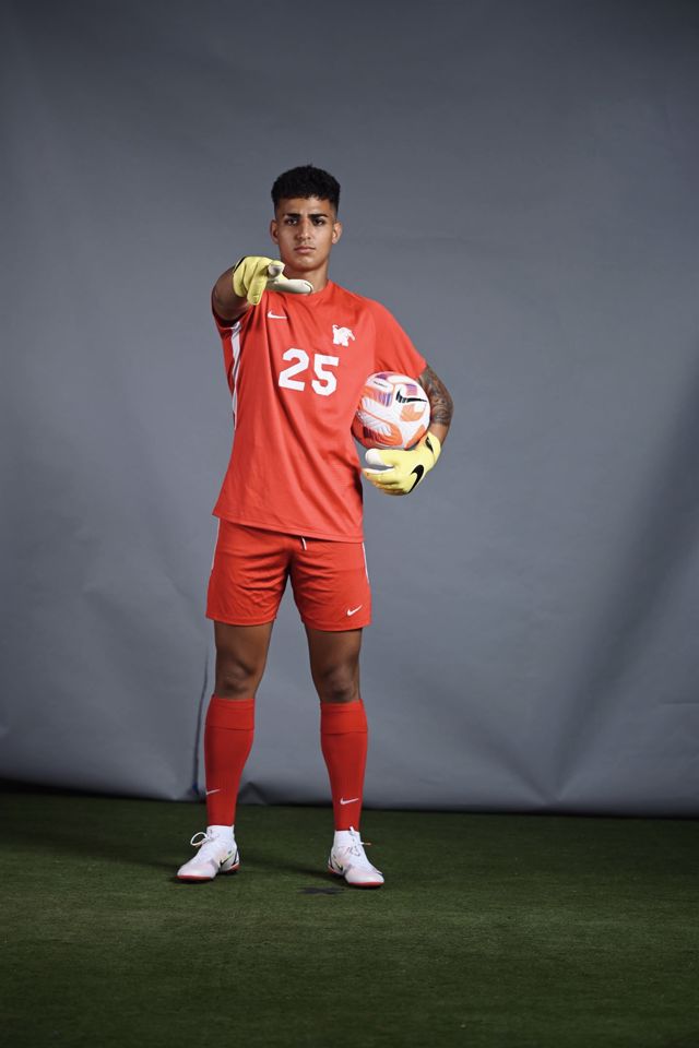 Athlete profile featured image number 2 of 5