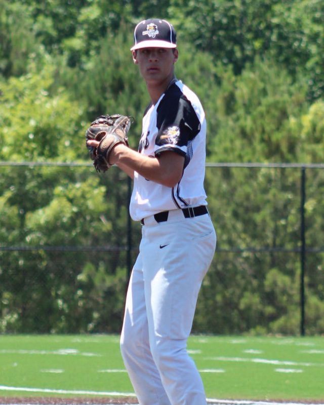 Athlete profile featured image number 3 of 4