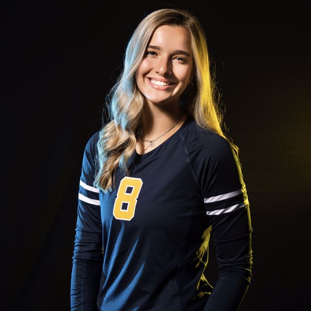 Athlete profile featured image number 2 of 5