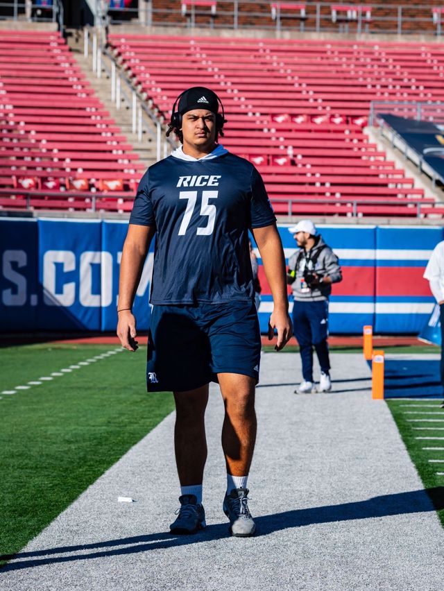 Athlete profile featured image number 2 of 5