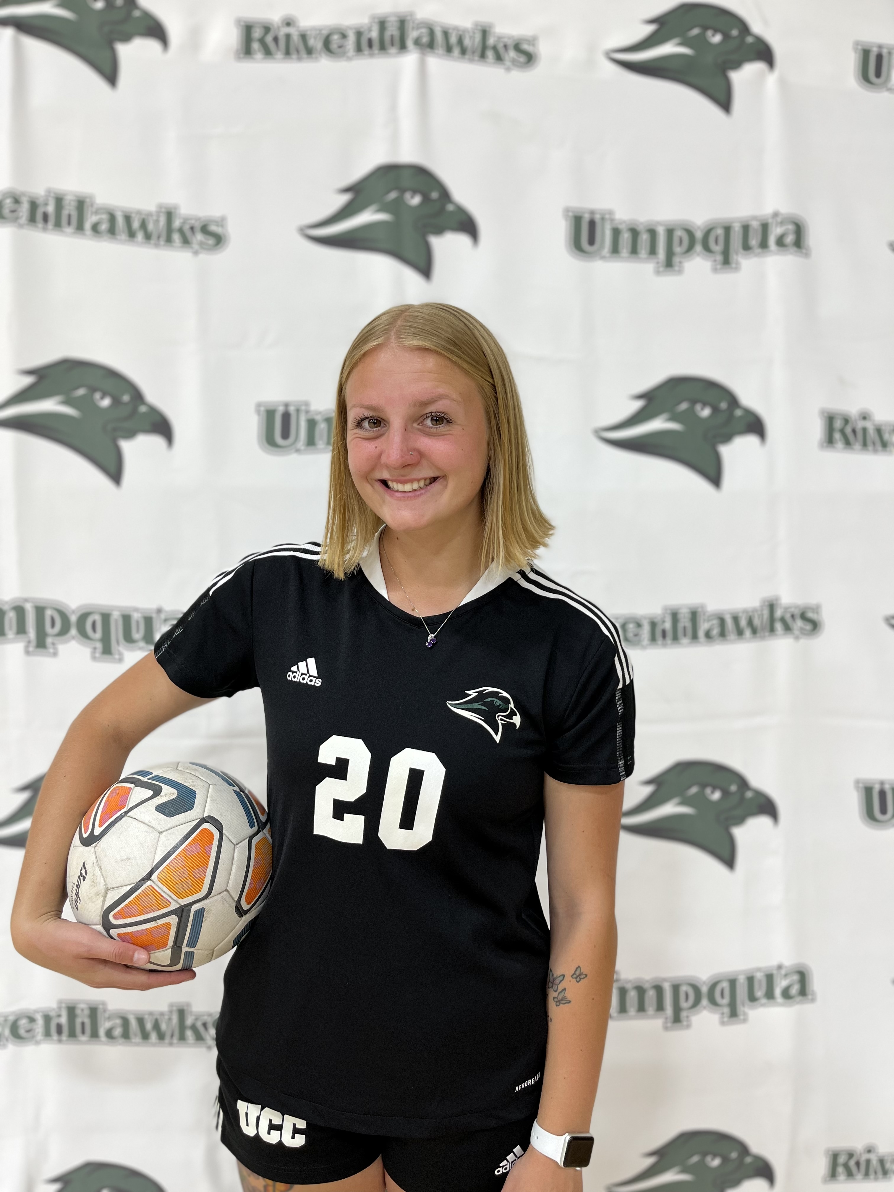Mariah Summers athlete profile head shot