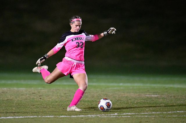 Athlete profile featured image number 2 of 5