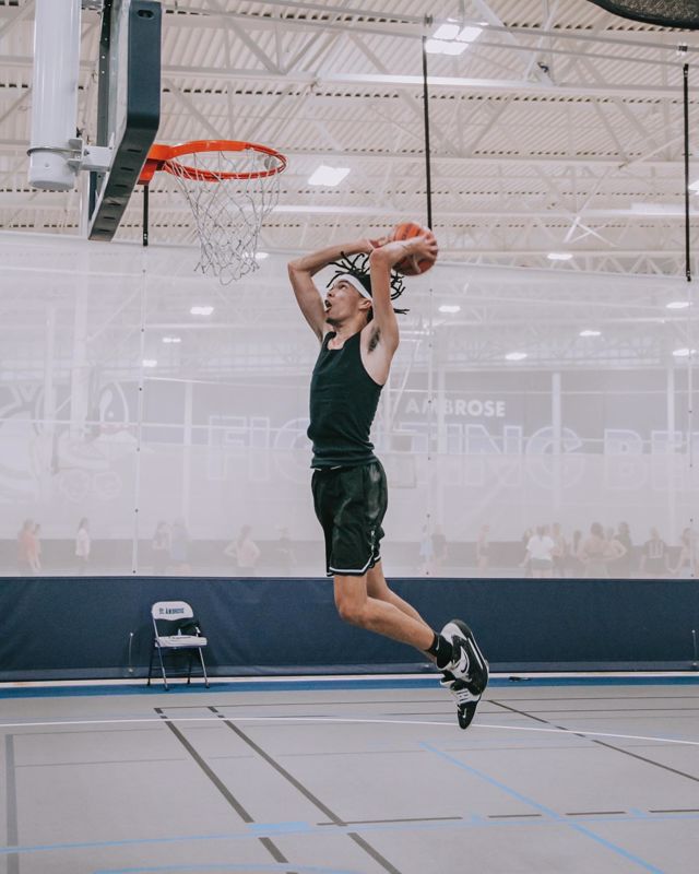 Athlete profile featured image number 3 of 4