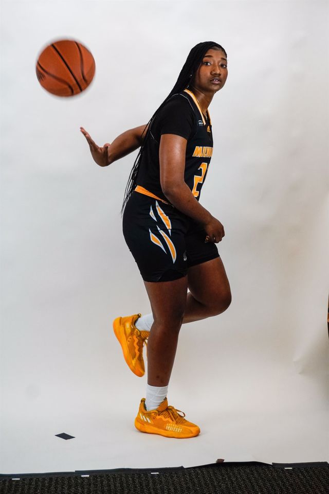 Athlete profile featured image number 1 of 4