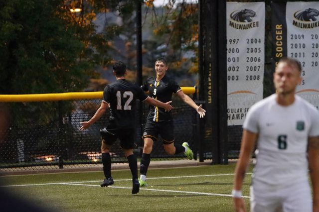 Athlete profile featured image number 2 of 5