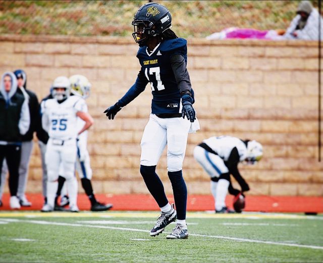 Athlete profile featured image number 1 of 5