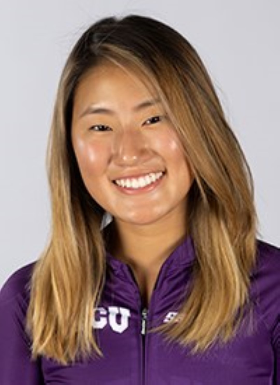 Hannah Ye athlete profile head shot