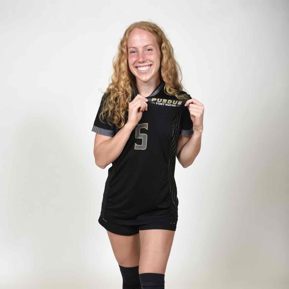 Elizabeth Haub athlete profile head shot